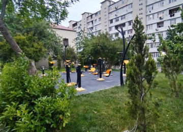 Xətai rayonu Əhmədli metrosuna 7-8 deqiqelik məsafədə,Bravo