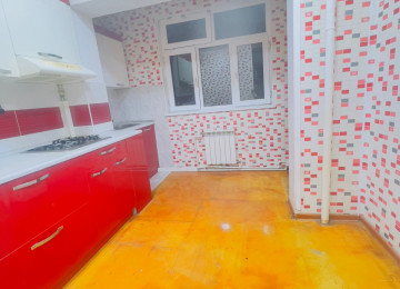 Xətai rayonu Əhmədli metrosuna 7-8 deqiqelik məsafədə,Bravo