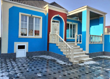 Masazırda Laçın mektebin arxasinda 2 sotun içerisinde 90