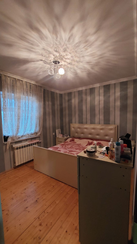 Hövsan həyət evi Hovsan Kendde 118 Nomreli Tam Orta Mektebin Baxcanin Poctun