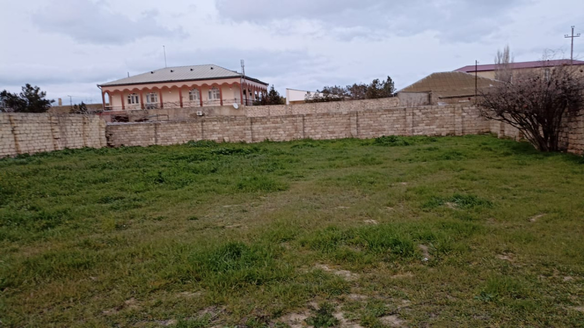 15 sot heyet evi satilir, Buzovna Deniz yolu BAKI EMLAK HOUSE SIRKETI TEREFINDEN Buzovna gesebesinde