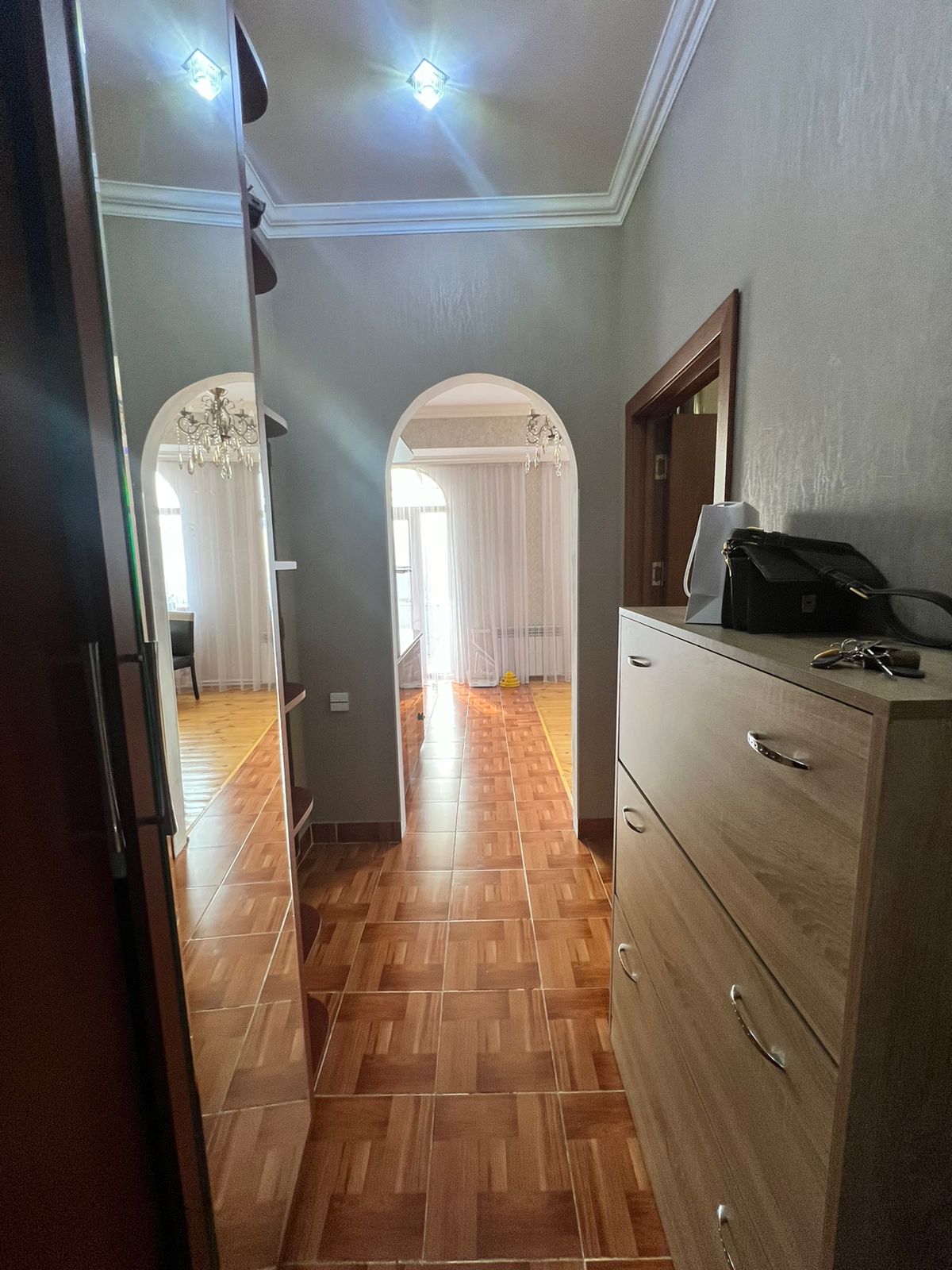 Xlrdalan AAAF PARK KOBLESI 1 otaq menzil tecli esyanan