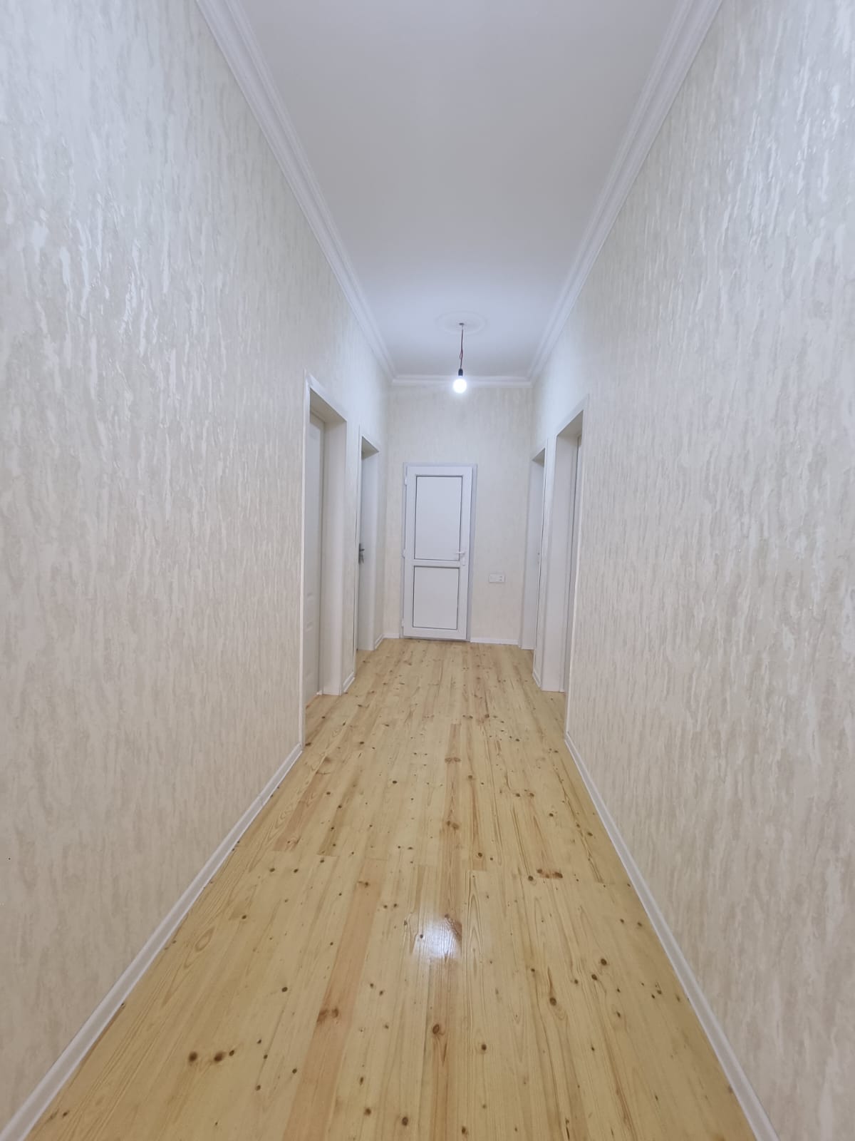 Zabrat qesebesi 307 sayli mektebe ,Al marketə,marşruta