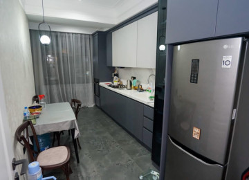 Nəsimi rayonu Azadlıq 77 28 may metrosundan 100 metri