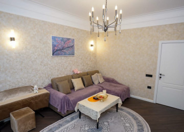 Nəsimi rayonu Azadlıq 77 28 may metrosundan 100 metri