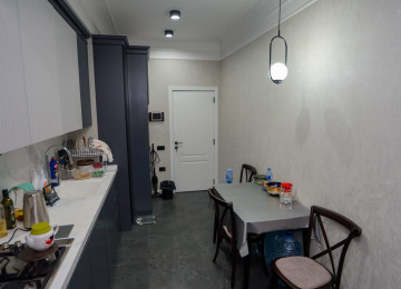 Nəsimi rayonu Azadlıq 77 28 may metrosundan 100 metri