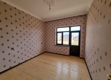 Savalan qesebesinde esas şəhər yoluna yaxin yerde,marşuruta