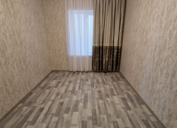 Binə Qəsəbəsi 218 Nömreli Məktəbin Baxcanin Arxasinda