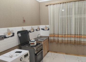 Təcili Satılır!!! Abşeron r. Digah kəndində yoldan 200 m