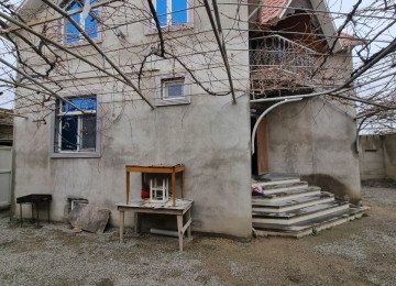 Balaxani qesebesi "AYXAN" RESTORANİN YAXİNLİGİNDA marşruta