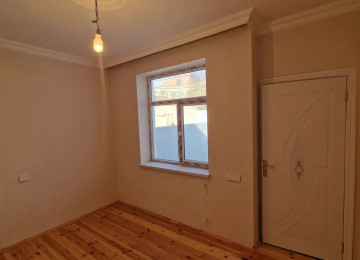 Suraxanı r. Hövsan qəsəbəsində AZN maşın bazarının