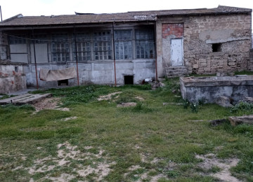 BAKI EMLAK HOUSE SIRKETI TEREFINDEN Buzovna gesebesinde