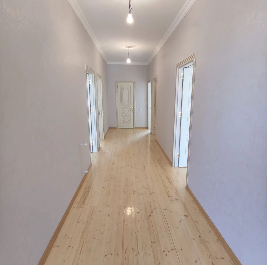 Suraxanı rayonu Hövsan qes. maşın bazarın arxasında 2 sotun