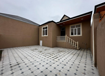 Zabrat qes.118A yolu 2,5 sotda 120 kvm.4 otaqli