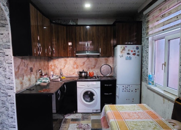 Hovsanda Abidenin Qerib Aga Pirnin Yaxinliginda