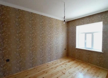 Suraxanı rayonu Hövsan qes. maşın bazarın arxasında 2.5