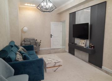 Şəhərin mərkəzində Azadlıq prosbekti 79 28 may metrosundan