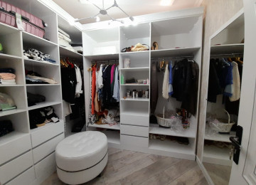 Şəhərin mərkəzində Azadlıq prosbekti 79 28 may metrosundan