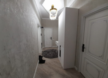 Şəhərin mərkəzində Azadlıq prosbekti 79 28 may metrosundan