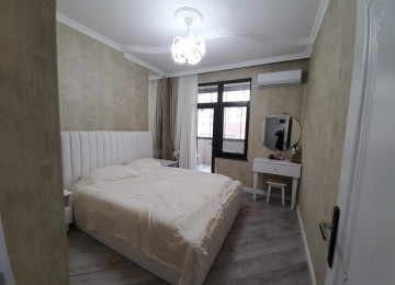 Şəhərin mərkəzində Azadlıq prosbekti 79 28 may metrosundan