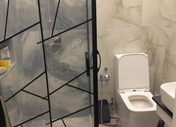 Şəhərin mərkəzində Azadlıq prosbekti 79 28 may metrosundan