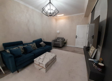 Şəhərin mərkəzində Azadlıq prosbekti 79 28 may metrosundan