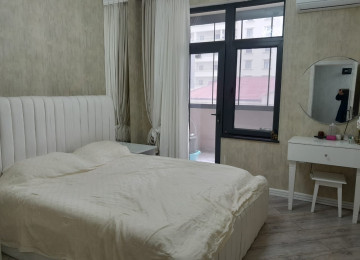 Şəhərin mərkəzində Azadlıq prosbekti 79 28 may metrosundan