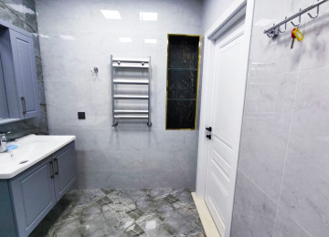 Qara Qarayev metrosu . BonaDea hospitalının yanı . Tam