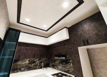 Qara Qarayev metrosu . BonaDea hospitalının yanı . Tam