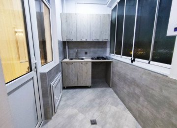 Qara Qarayev metrosu . BonaDea hospitalının yanı . Tam