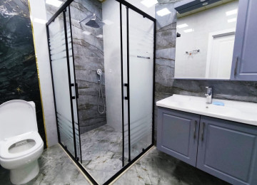 Qara Qarayev metrosu . BonaDea hospitalının yanı . Tam