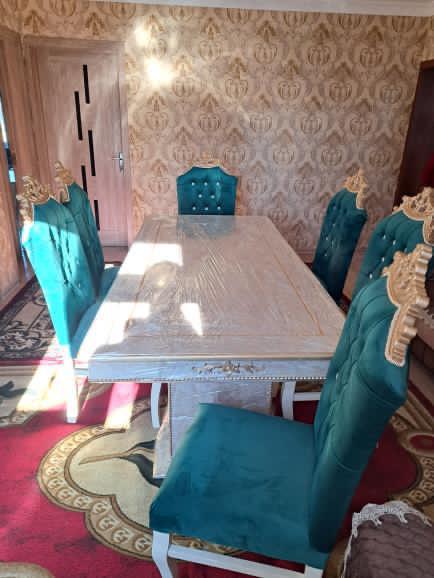 Masa və oturacaqlar Sifarişlə hazırlanır Rəng seçimi var