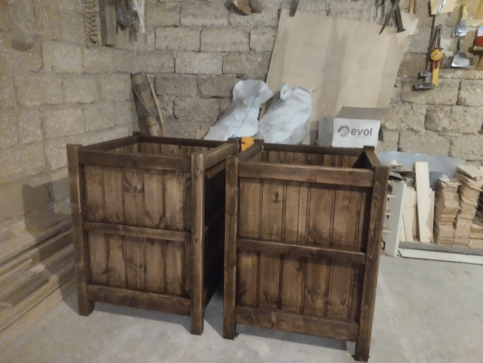 Dibçək Sifarişlə hazırlanır Hər növ Taxta işlərin sifarişi