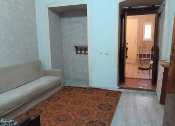 Nərimanov rayon Ceyhun Hacıbəyli küçəsində Bravo marketin