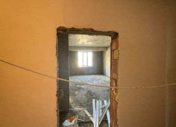 Təcili Satılır, 28 May m/s arxa çıxışı. Müasir standartlara