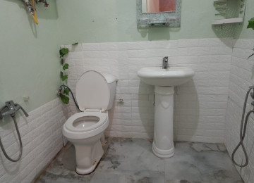 Nərimanov rayon Ceyhun Hacıbəyli küçəsində Bravo marketin