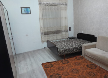 Nərimanov rayon Ceyhun Hacıbəyli küçəsində Bravo marketin