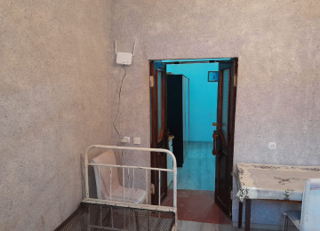 Nərimanov rayon Ceyhun Hacıbəyli küçəsində Bravo marketin