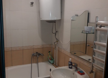 Xırdalan şəhəri, 28-ci məhəllə, köhnə bazarın yanında 9