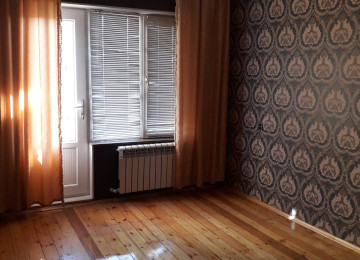 Xırdalan şəhəri, 28-ci məhəllə, köhnə bazarın yanında 9