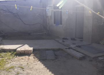 masdagada kirov dairesine cox yaxin mesafede 1.5 sotda orta