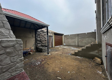 Mastaga qes.Savalan yaşayiş massivinde 2 sotda 130