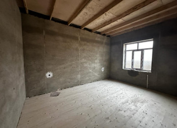 Mastaga qes.Savalan yaşayiş massivinde 2 sotda 130