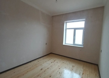 Suraxanı rayonu Hövsan qes. maşın bazarın arxasında 2 sotun