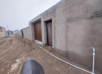 Mastaga qes.Savalan yaşayiş massivinde 2 sotda 130