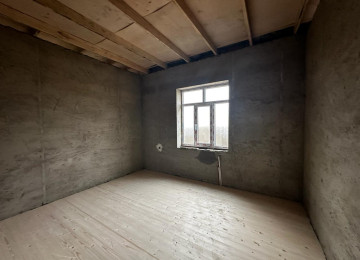 Mastaga qes.Savalan yaşayiş massivinde 2 sotda 130