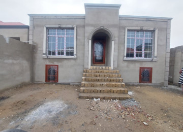 Mastaga qes.Savalan yaşayiş massivinde 2 sotda 130