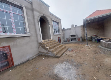 Mastaga qes.Savalan yaşayiş massivinde 2 sotda 130