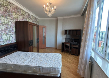 Nərimanov rayonu Təfəkkür Universiteti yanı 28 May