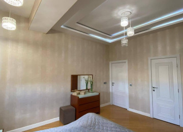 Nəsimi rayonu Rus səfirliyin yanında 28 may yanı Ulduz